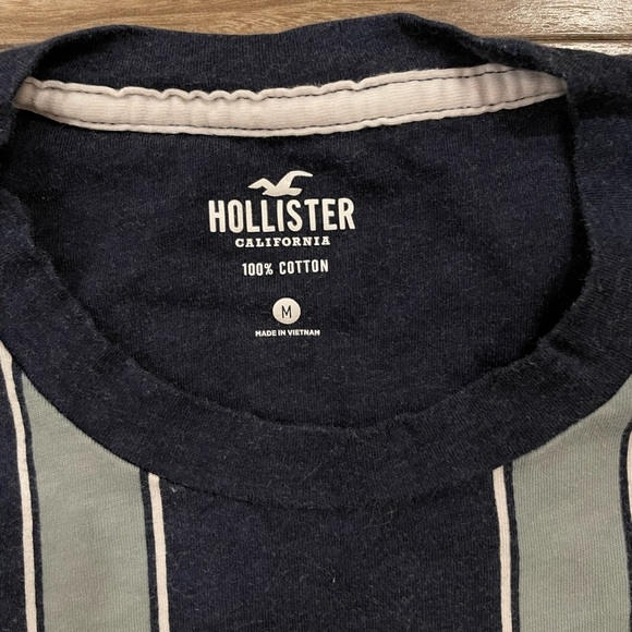 Hollister striped tee - Picture 2 of 4